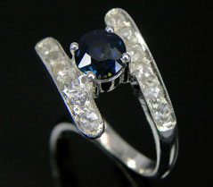 Изящное кольцо с синим сапфиром высокой чистоты Серебро 925