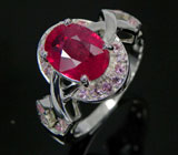 Кольцо с крупным красным и розовыми сапфирами Серебро 925