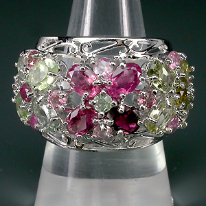 Ажурное кольцо с разноцветными турмалинами