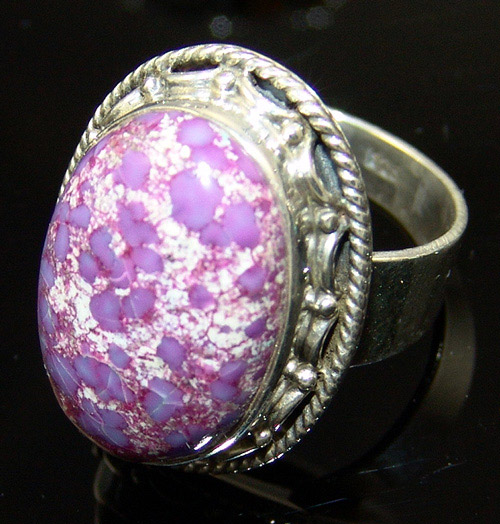 Кольцо с пурпурной бирюзой