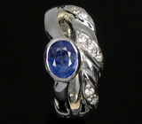 Кольцо с синим сапфиром и бесцветными топазами Серебро 925