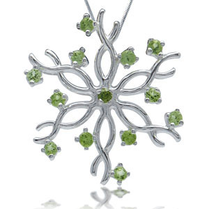 Кулон "Снежинка" с перидотами