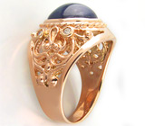 Кольцо с крупным сапфиром-кабошоном и бриллиантами Золото