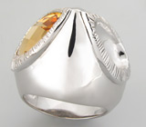Высокое кольцо с золотистым цитрином Серебро 925
