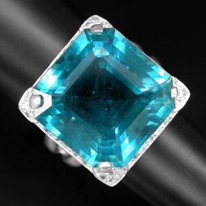 Кольцо с крупным бирюзовым флюоритом