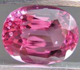Крупная "неоновая" розовая шпинель 4,54 карат 