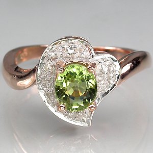 Кольцо из коллекции "Mia" с сочно-зеленым сапфиром