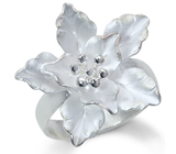 Кольцо-цветок из серебра Серебро 925