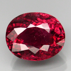 Красный турмалин 4,1 карат