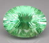 Крупный зеленый флюорит 66,27 карат 