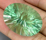 Крупный зеленый флюорит 66,27 карат 