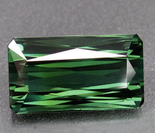 Зеленый турмалин 5,46 карат