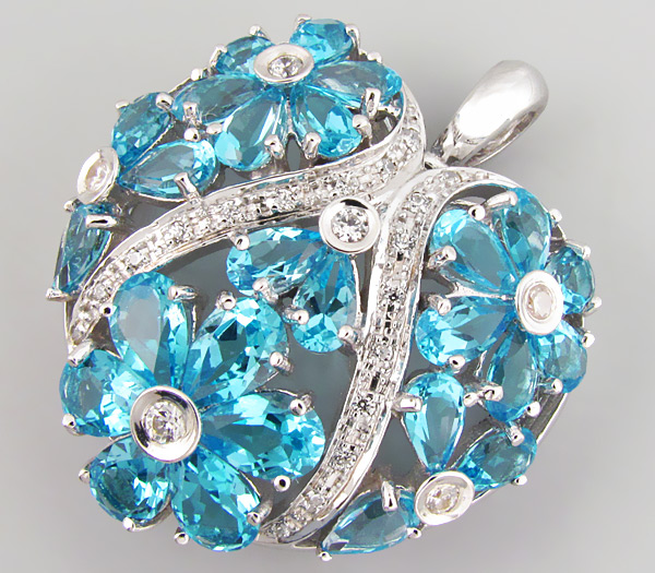 Кулон-сердце из коллекции "Sunshine" с  голубыми топазами