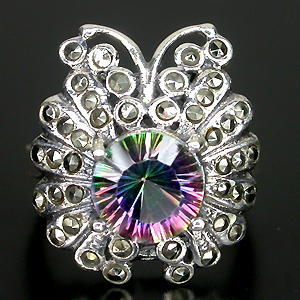 Кольцо "Бабочка" с мистическим топазом и марказитами
