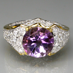 Кольцо из коллекции "Mia" с аметистом