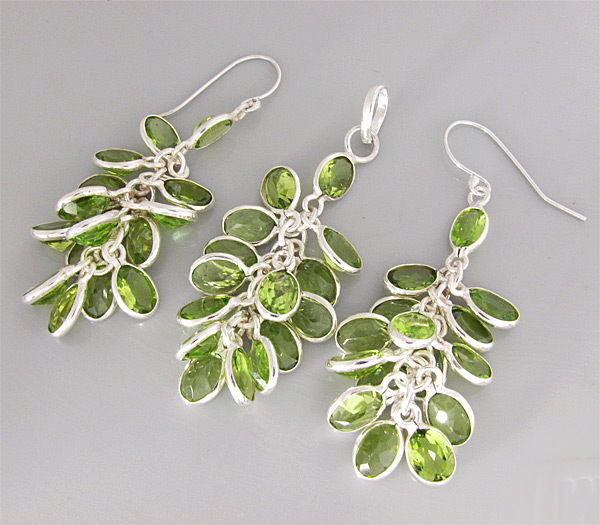 Комплект с гроздьями перидотов