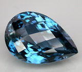 Насыщенно-синий топаз 9,5 карат 