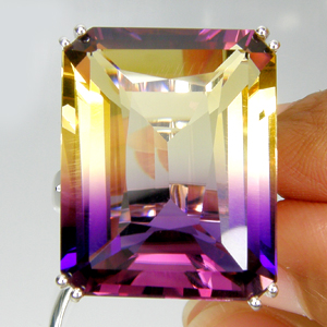 Коллекция "Perfection". Кольцо с аметрином