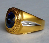 Кольцо с превосходным сапфиром Золото