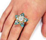 Кольцо-цветок из коллекции "Mia" с опалом и крупными цирконами Серебро 925