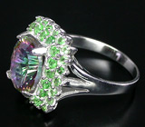 Яркий мистик-топаз в окружении сочно-зеленых цаворитов Серебро 925
