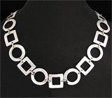 Стильное колье из серебра Серебро 925
