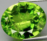 Крупный перидот 10,43 карат 