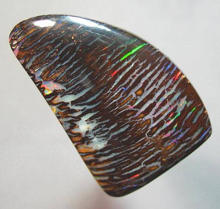 Австралийский болдер опал 21,06 карат