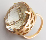 Кольцо с империал топазом и 53-я бриллиантами Золото