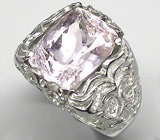 Кольцо с нежно-розовым кунцитом Серебро 925