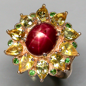 Кольцо из коллекции "Mia" со звездчатым сапфиром, цитринами и цаворитами