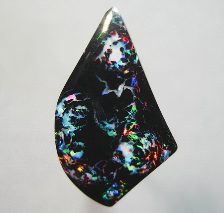 Австралийский болдер опал 8,38 карат