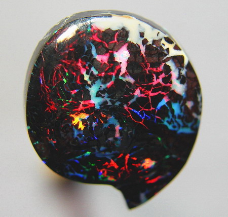 Австралийский болдер опал 3,39 карат