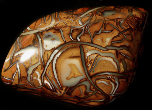 Австралийский болдер опал 38,4 карат