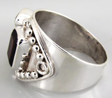 Эффектное кольцо с гранатами Серебро 925
