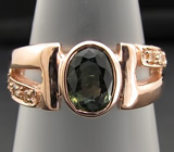 Кольцо из коллекции "Mia" с зеленым сапфиром и цирконами Серебро 925