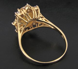 Кольцо из коллекции "Mia" с мексиканским опалом, бесцветными цирконами и гранатами Серебро 925