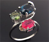 Элегантное кольцо с топазом, розовым и зеленым сапфирами Серебро 925