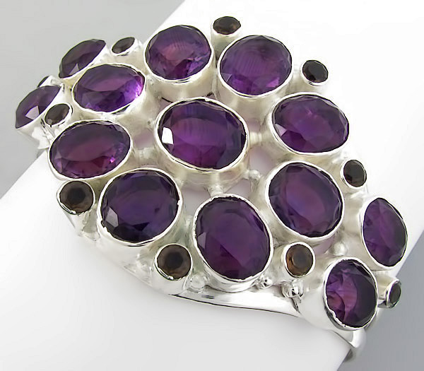 Браслет с аметистами и дымчатыми топазами