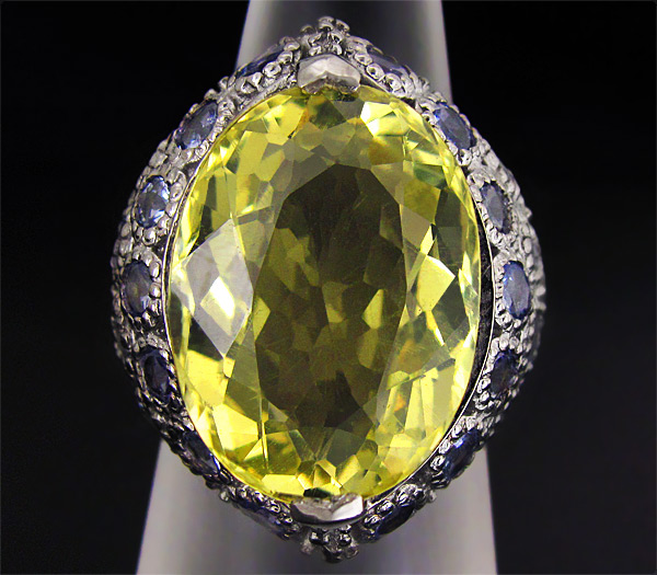 Крупное кольцо с лимонным цитрином и танзанитами