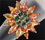 Кольцо из коллекции "Mia" с демантоидом, цаворитами и сапфирами Серебро 925