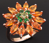 Кольцо из коллекции "Mia" с демантоидом, цаворитами и сапфирами Серебро 925