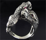 Скульптурное кольцо "Схватка" с инкрустацией сапфирами и марказитами Серебро 925