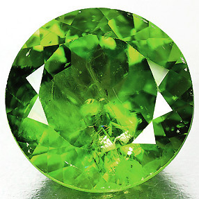 Перидот 10,78 карат