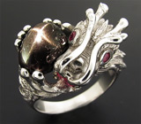 Кольцо "Дракон" со звездчатым диопсидом и сапфирами Серебро 925