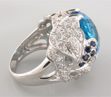 Массивное кольцо из коллекции "Sunshine" с крупным топазом и синими сапфирами Серебро 925