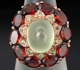 Кольцо из коллекции "Mia" с пренитом, гранатами и перидотами Серебро 925