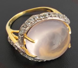 Кольцо из коллекции "Mia" с крупным кабошоном кварца и топазами Серебро 925