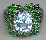 Замечательное кольцо с топазом и цаворитами гранатами Серебро 925