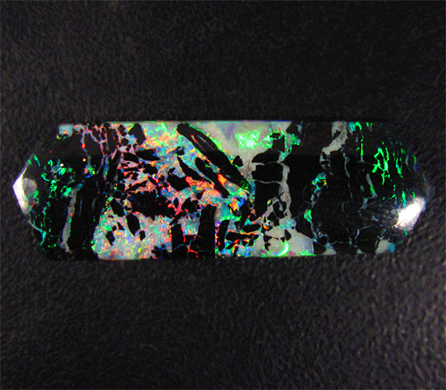 Австралийский болдер опал 3,01 карат